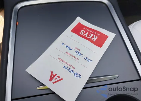 2021 Tesla Model 3 Long Range Dual Motor All-Wheel Drive z USA, uszkodzony, nr VIN 5YJ3E1EB1MF981445